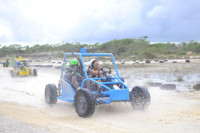 Punta Cana: Boogie Boarding and Parasailing Adventure