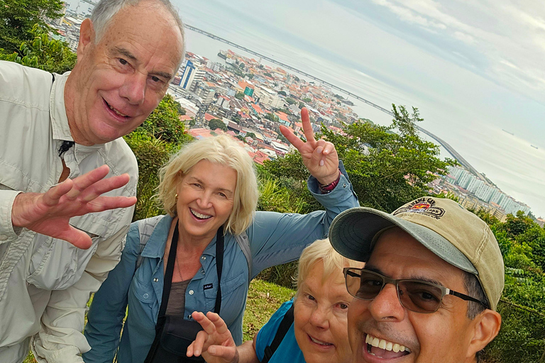 Panama City: Ancon Hill Eco-Walk with Wildlife Spotting