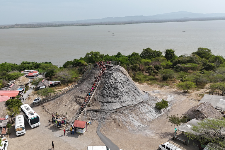 Totumo Volcano with Transportation from Cartagena (Mud Bath + Swamp)