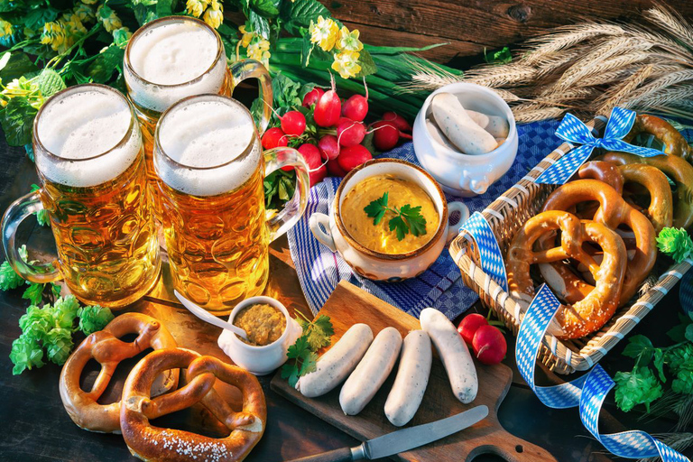 Vienna: Private Austrian Beer Tasting Tour in the Old Town 3-hour: Beer Tour with 11 Beers and Appetisers