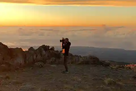 Maui: Private Haleakala Sunset Open Air Jeep Tour