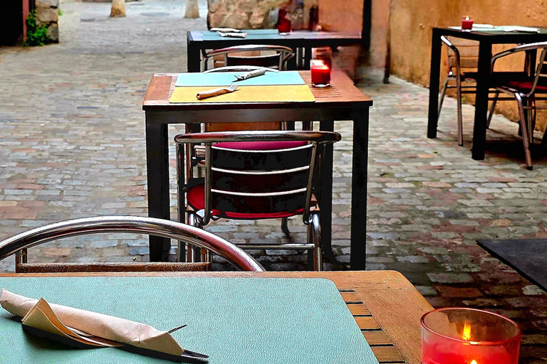 Girona: Medieval Food Tour with Local Guide