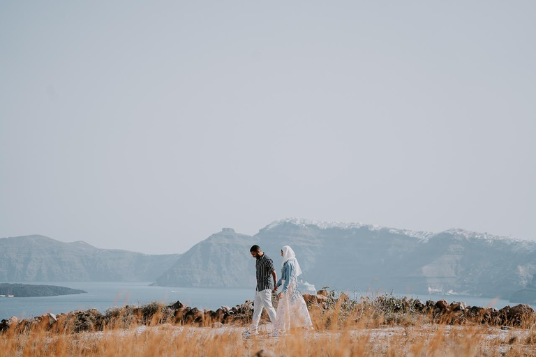Santorini: Romantic Video Reel and Photo Shoot