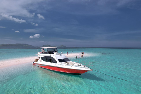 Labuan Bajo: Hidden Paradises of Komodo Speedboat Tour
