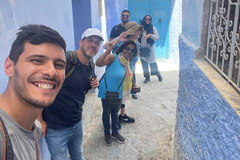 Chefchaouen: Hidden Gems Guided Tour with Mint Tea Private walking tour