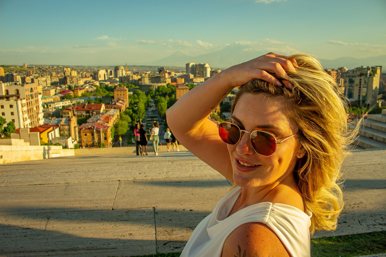 Yerevan: Vlog Tour with Photos and Hidden Corners Walk