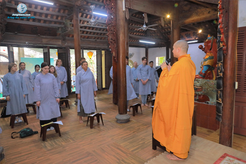 Ha Noi - Halbtägiges AchtsamkeitsmeditationsretreatHalbtägige Achtsamkeitsmeditation in Ha Noi