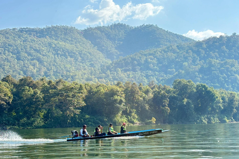 Chiang Mai: Wat Ban Den, Sticky Waterfall, & Rain Tree Tour Giant Rain Tree, Sticky Waterfall, Hiking at Moai Mountain