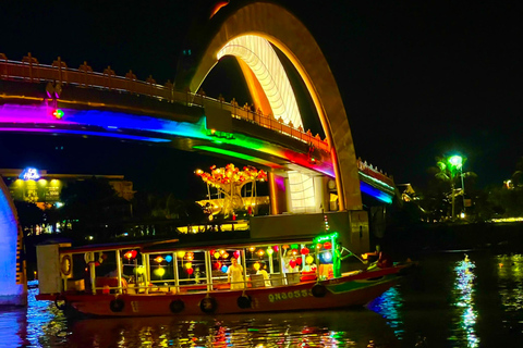 HOI AN NOITE MERCADO E VIAGEM DE BARCO COM LANTERNAHoi An: passeio pela cidade