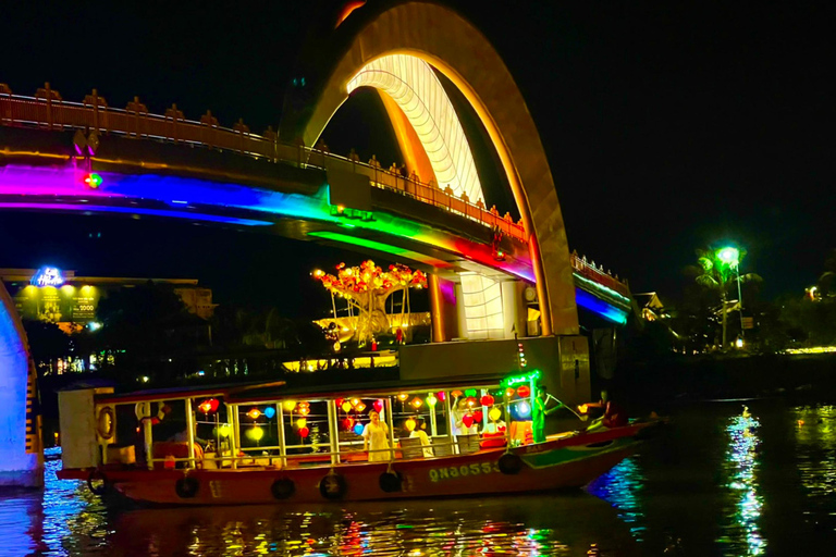 HOI AN NOITE MERCADO E VIAGEM DE BARCO COM LANTERNAHoi An: passeio pela cidade