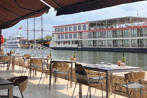 Cartagena Food Tour: 10 Dishes, Street Food & Sit-down stops