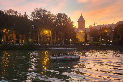 Tbilisi: Electric Bus and Boat Tour