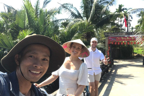 Hoi An : Ekologisk cykeltur med båtresa i korgbåt och lunch