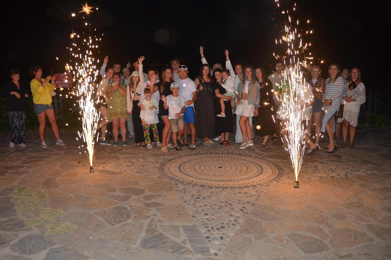 Alanya: Night Safari and Disco Boat Tour with Dinner