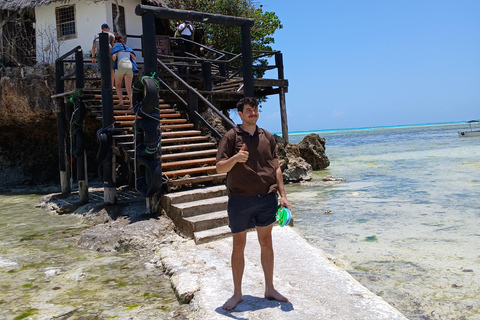 ZANZIBAR: Farma przypraw, jaskinia Salam, pływanie z żółwiami i restauracja RockWYCIECZKA PRYWATNA Z TRANSPORTEM