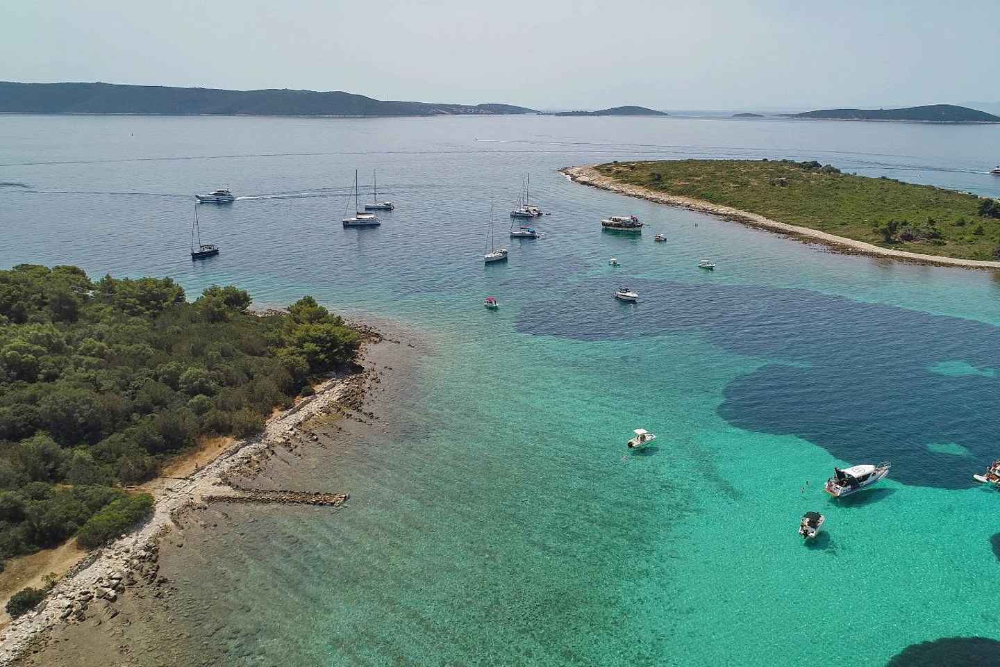 Trogir/Kaštela: Private tour to Blue Lagoon and 3 islands