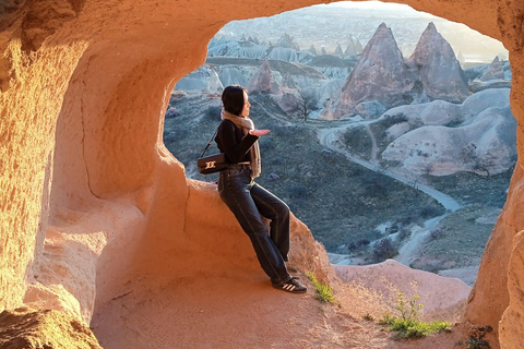 Cappadoce : Randonnée guidée dans la vallée des roses