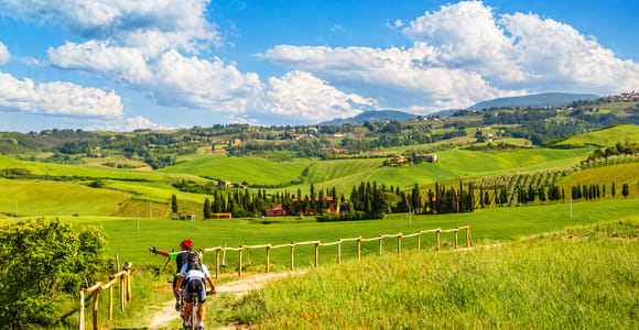 From Florence: Tuscany E-Bike Experience with Lunch & Wine