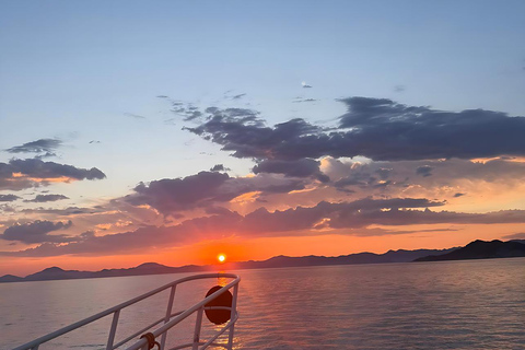 Fethiye: Sunset Cruise with Dinner, Swimming & Hotel Pickup