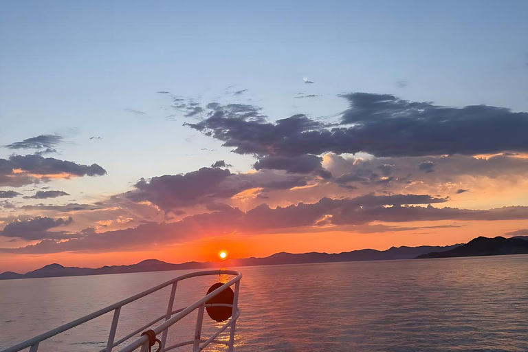 Fethiye: Sunset Cruise with Dinner, Swimming & Hotel Pickup