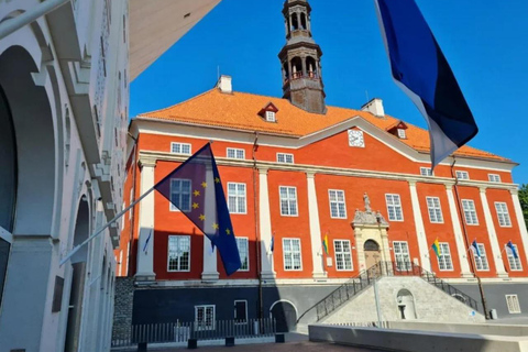 Au départ de Tallinn : excursion d&#039;une journée à Narva et « Vue sur la Russie ».Narva et « Vue sur la Russie » - Excursion d&#039;une journée