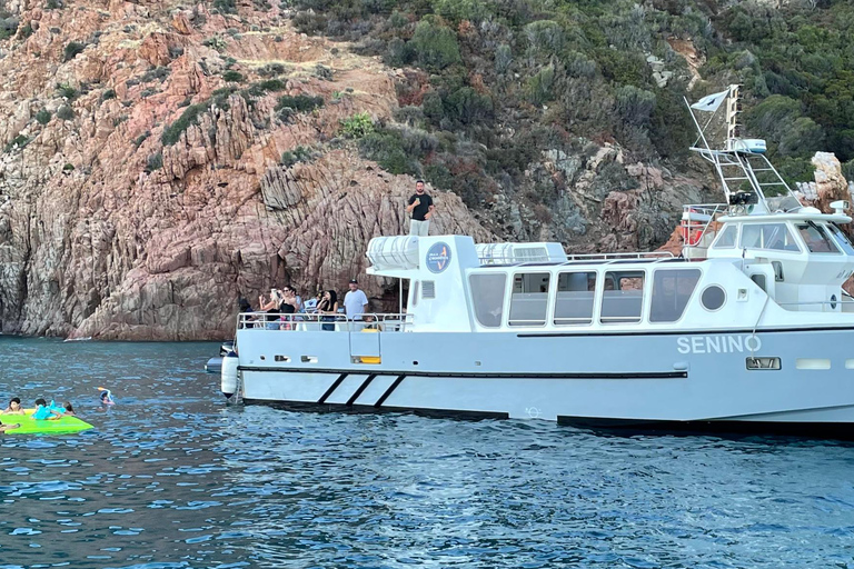 Sagone/Cargèse: Tour en barco por las Calanques de Piana y Capo RossoDesde Sagone