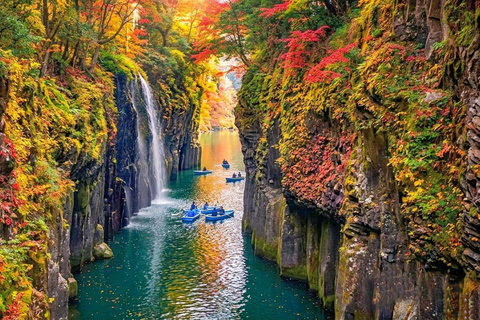 Mt. Aso & Takachiho Gorge Tour with Optional Boat Ride 7:50 AM One-day tour (including Takachiho cruise)