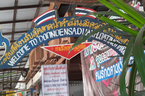 Bangkok: Mercado Flotante y Ferroviario con Tren y Paseo en barcoVisita en español - Punto de encuentro de Swensen en Khao San