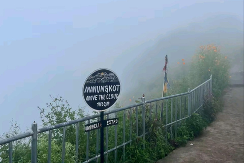 Pokhara: Manungkot Sunrise Tour with Hotel Pickup & Guide
