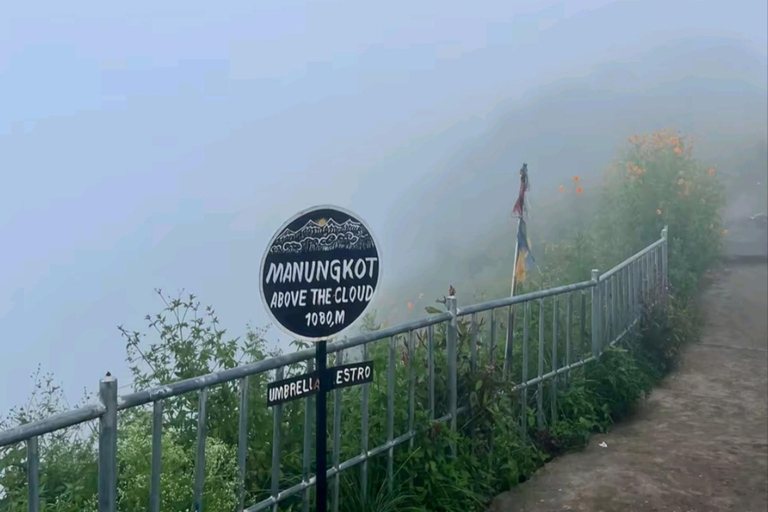 Pokhara: Manungkot Sunrise Tour with Hotel Pickup & Guide