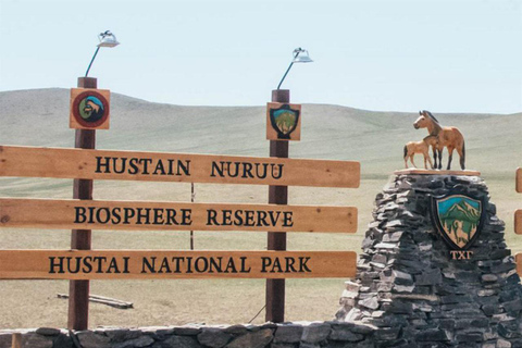 Semi Gobi med nomader och utforska Khugnu Tarna National Park