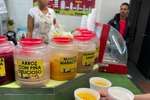 "Fietstour Casco Viejo en Panama Stad Ontdek de essentieFietstour in Panama Stad en de Oude Stad met lokale gids