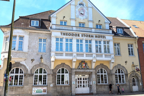 Husum : Visite guidée de la vieille ville romantique et du port