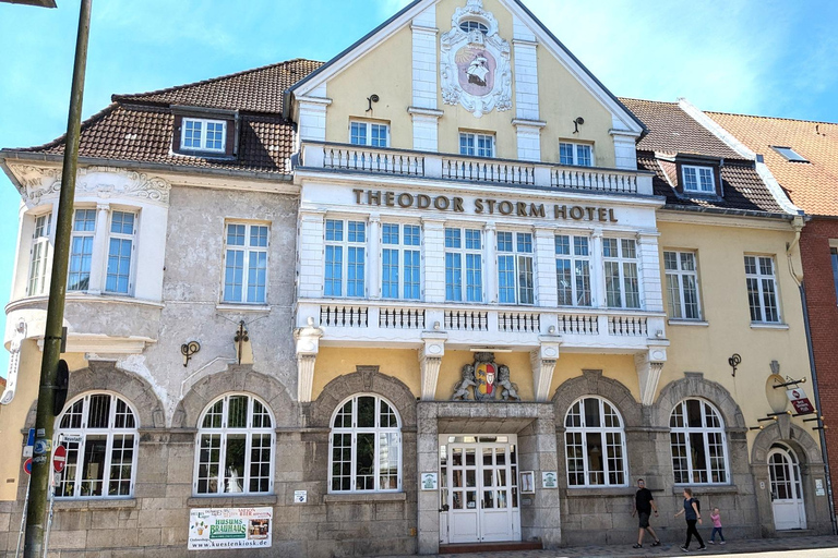 Husum: Romantische Altstadt und Hafen Selbstgeführte Tour