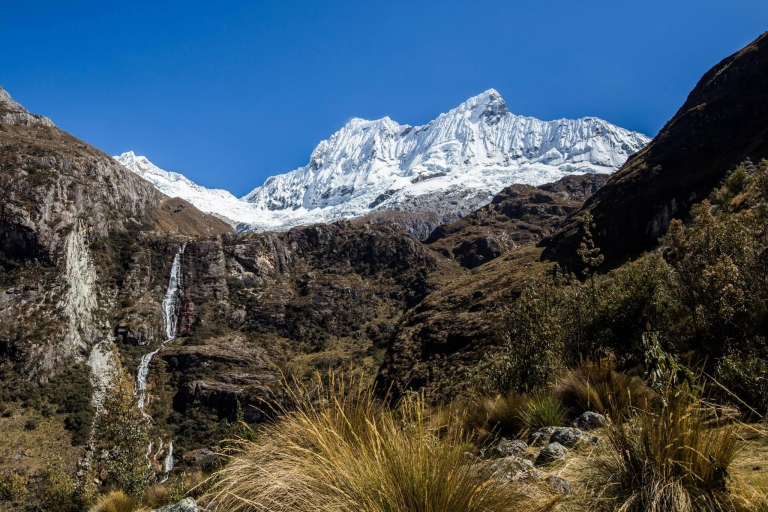 Ancash: Route of the 69 Lagoon - trekking guide |Full day|