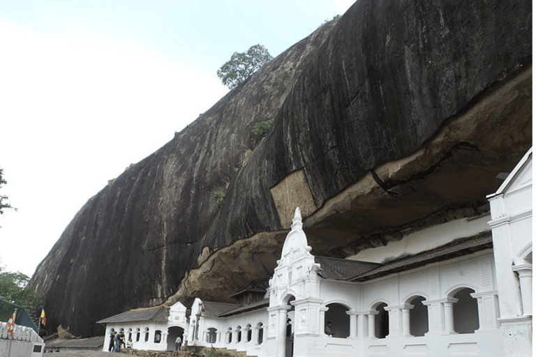 Dambulla: Sigiriya, Polonnaruwa, and Cave Temple Day Trip