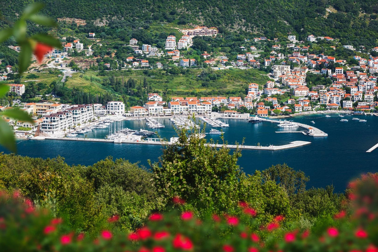 Kotor: Grotta Blu e tour in motoscafo di Nostra Signora della Roccia