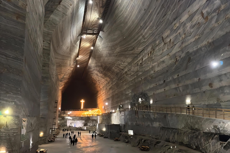 Bucharest: Salt Mine & Dracula's Tomb Day Trip