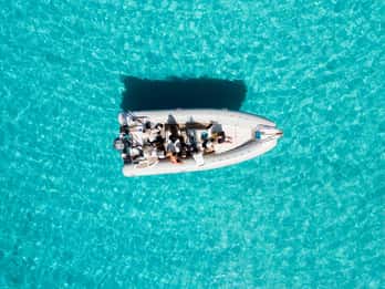 Depuis Trapani : excursion d'une journée à Favignana et Levanzo avec déjeuner et apéritif