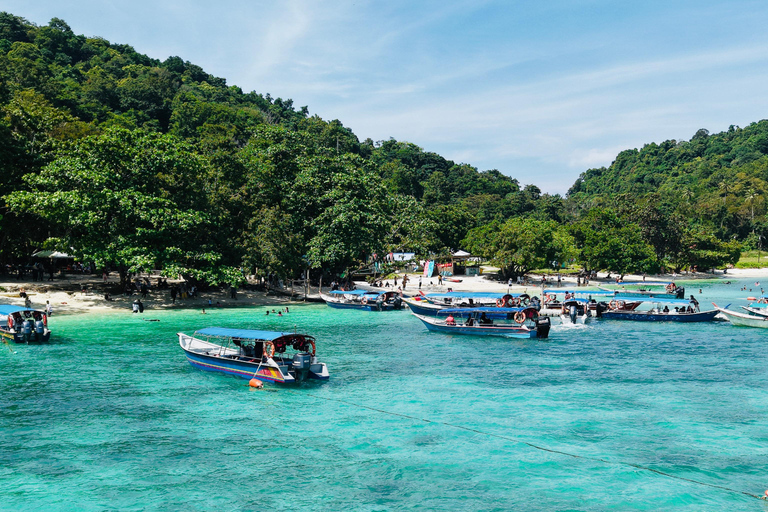 Langkawi Island Hopping Speedboat with BBQ & Fishing Options Shared Island Hopping with Cenang & Tengah Hotel Transfers
