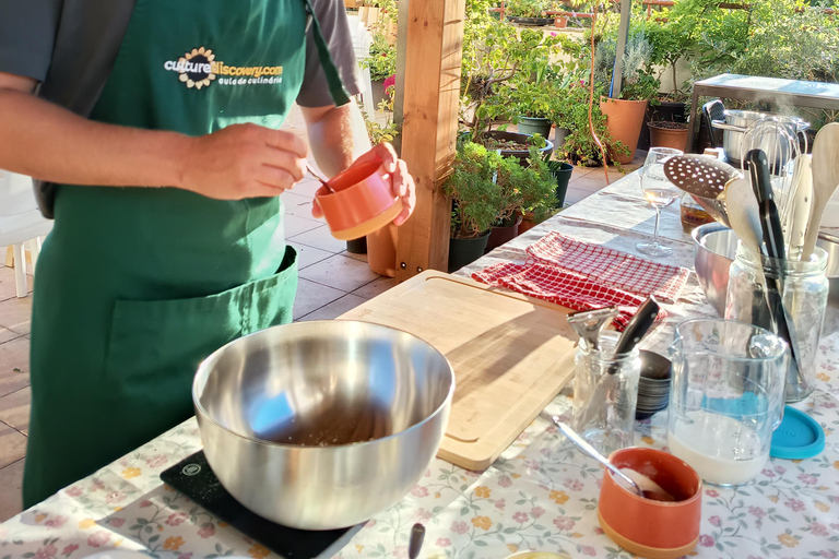 在波尔图与伊莎贝尔和若热一起烹饪葡式蛋挞在波尔图与Isabel和Jorge一起学做葡式蛋挞