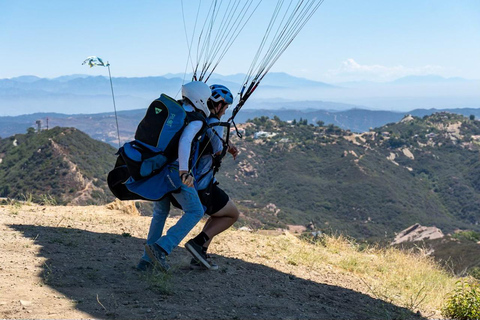 Aventure en parapente tandem entre les collines et la plage de Malibu