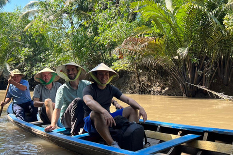 Da HCM: Esplora il Delta del Mekong e il mercato galleggiante per 2 giorniTour privato &amp; Trasferimento in auto privato &amp; Guida turistica privata