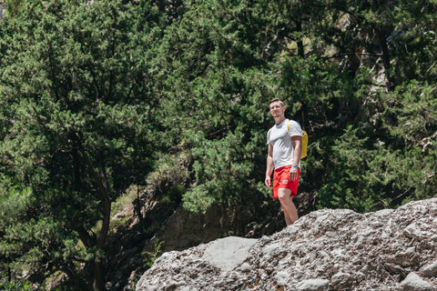 Da Retimo: trekking di un giorno alle gole di Samariá con prelievoDa Panormo/Lavris/Scaleta/Sfakaki/Stavromenos