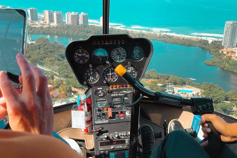 Excursión privada en helicóptero - Río de janeiro en 30minExcursión privada en helicóptero - 30min (com traslado)