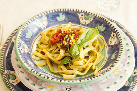Genoa: Market and Cooking Class at a Local's home