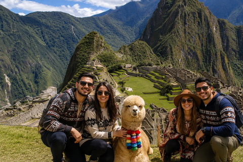 Machu Picchu: Official Entry to Circuit 2, Bus & Guided Tour Machu picchu circuit 1b + Bus and Guide