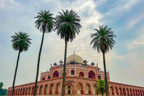DELHI: NEW AND OLD SELF ITINERARY FULL DAY OR HALF DAY TOUR