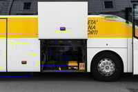 ローマ、チャンピノ空港との間でシャトルバス移動 - Housity