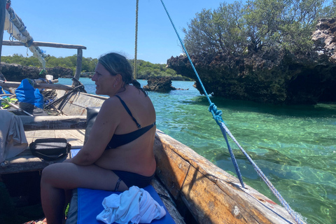 Sansibar: Safari Blue Tagesausflug mit Schnorcheln und Mittagessen